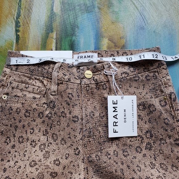 🍾🥂Host Pick🥂🍾 Frame Le Crop Snake Print Denim - Picture 4 of 10